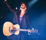 Jean-Louis Aubert au deuxième jour des Francofolies de La Rochelle, le 13 juillet 2011.