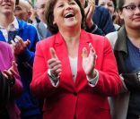 Martine Aubry aux premières loges du concert pour l'égalité organisé par SOS Racisme, à Paris, le 14 juillet 2011.