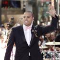 Chris Brown : Pour ses fans, il donne tout et bat le record de Lady Gaga