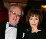 Danièle Evenou, ici avec son époux Georges Fillioud, à Paris en février 2005.
