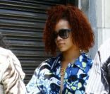 Rihanna se rend à un shooting photos à Los Angeles le 27 juillet 2011