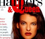 Le top canadien Linda Evangelista en couverture du magazine  Harpers & Queen . Août 1988. 