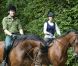Le 28 juillet 2011, le prince Frederik et la princesse Mary de Danemark se changeaient les idées en se baladant à cheval dans les environs du palais Grasten, au lendemain de l'hommage rendu aux Norvégiens, meurtris par un double attentat sanglant (76 morts) le 22 juillet, en la cathédrale de Copenhague.