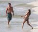 Vanessa Minnillo et son époux Nick Lachey en lune de miel à Saint-Barthélémy, en juillet 2011. Ils sont seuls au monde !