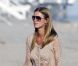 Nicky Hilton : Promenade sur la plage ensoleillée pour oublier l'être aimé !