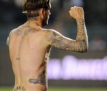 David Beckham, match des L.A. Galaxy contre le F.C. Dallas, à Los Angeles, le 6 août 2010. Sur son dos on peut lire le prénom de ses fils Brooklyn et Cruz.
