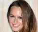 L'égérie du parfum Lovestruck de Vera Wang, Leighton Meester, assiste au lancement de la fragrance chez Harrod's à Londres. Le 9 juin 2011.