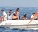  La chanteuse Rihanna est allée s'éclater avec ses amis sur un bateau pneumatique au large de Saint-Tropez le 23 août 2011 