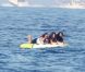  La chanteuse Rihanna est allée s'éclater avec ses amis sur un bateau pneumatique au large de Saint-Tropez le 23 août 2011 