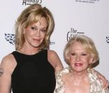 Mère et fille : Tippi Hedren et Melanie Griffith en 2010 à Beverly Hills 
