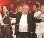 Patrick Sébastien sur le plateau du Plus Grand Cabaret du monde 