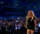 Britney Spears était ravissante dans une petite robe noire aux MTV Video Music Awards, à Los Angeles, dimanche 28 août 2011.