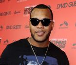 Flo Rida fête la sortie de  Nothing but the beat  et de son documentaire sur Hollywood boulevard, à Los Angeles, le 30 août 2011.