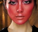   Les couleurs tendance de la rentrée : le rouge  
 Backstage beauté Viktor & Rolf Automne-Hiver 2011/2012 .  