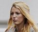 Blake Lively contrariée et fatiguée sous le ciel maussade de New York