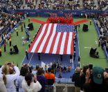Samantha Stosur s'impose en finale de l'US Open face à Serena Williams le dimanche 11 septembre et remporte son premier tournoi du Grand Chelem