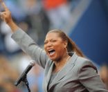 Queen Latifah a ouvert la finale l'US Open 2011 en interprétant l'hymne américain le 11 septembre 