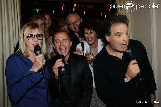 Chantal Ladesou, Patrick Goavec et Raphaël Mezrahi lors de la soirée d'anniversaire d'Adriana Karembeu et de son agent Partick Goavec, au Berkeley, Paris 8ème, lundi 12 septembre 2011