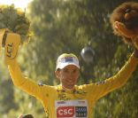 Carlos Sastre, vainqueur du Tour de France 2008 a annoncé sa retraite le 15 septembre 2011 à l'âge de 36 ans