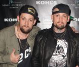 Pour fêter son quarante-troisième anniversaire, Marc Anthony avait convié quelques amis dont les frères Joel et Benji Madden à Miami le 16 septembre 