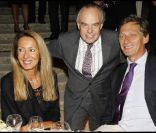 Nicole Coullier, Frédéric Mitterrand et Nicolas de Tavernost lors du dîner organisé au Musée Rodin à l'occasion de la journée de l'Azerbaïdjan. Paris, le 15 septembre 2011.