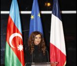 Mehriban Aliyeva lors du dîner organisé au Musée Rodin à l'occasion de la journée de l'Azerbaïdjan. Paris, le 15 septembre 2011.