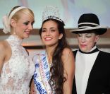Barbara Morel, Miss Nationale 2011, Geneviève de Fontenay et Elodie Gossuin à Paris en décembre 2010