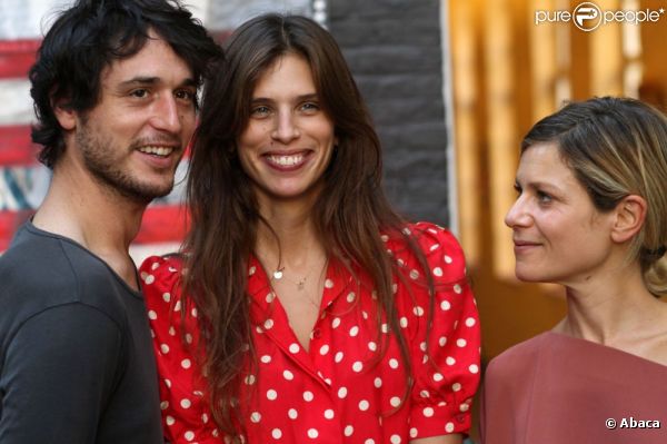 Jérémie Elkaïm, Maïwenn et Marina Foïs durant la conférence de presse pour assurer la promotion de Polisse à l'Hôtel Gantois à Lille le 28 septembre 2011