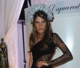 Anna dello Russo à l'occasion de la soirée Dsquared à Paris le 2 octobre 2011