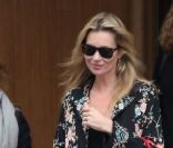 Kate Moss à Paris le 4 octobre 2011