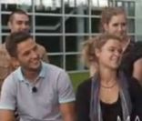Les jeunes très enthousiastes dans la nouvelle émission de France 2, un  monde six jeunes, présentée par Bruce Toussaint, le 4 octobre 2011 n'ont hélas pas séduit ! 