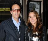 Anthony Delon et sa demi-soeur Anouchka Delon à la première de Cabaret au Théâtre de Marigny à Paris, le 6 octobre 2011.