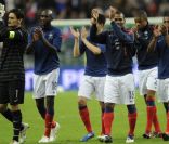 Hugo Lloris, Alou Diarra, Florent Malouda, Samir Nasri, Loci Rémy et Patrice Evra lors du match nul entre la France et la Bosnie le 11 octobre 2011 au Stade de France à Saint-Denis