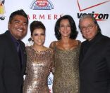 Edward James Olmos, Eva Longoria et George Lopez lors de la soirée Padres contra el cancer, à Las Vegas, le 15 octobre 2011<br />