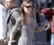 Miranda Kerr a du mal à passer incognito dans les rues de New York le 17 octobre 2011