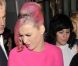 Katy Perry n'a pas pu passer inaperçue à sortie du théâtre à Londres, en compagnie de sa belle-mère, la maman de son époux Russell Brand. Le 17 octobre 2011