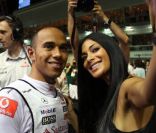 Nicole Scherzinger et Lewis Hamilton lors du Grand Prix de Singapour en septembre 2010<br />