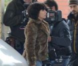 Scarlett Johansson avec l\'équipe d\'Under the skin à Glasgow le 24 octobre 2011.