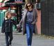 Sarah Jessica Parker accompagne son fils à l'école dans un look improbable. New York le 24 octobre 2011