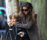 Sarah Jessica Parker dans les rues de New York avec son fils James, n\'a pas brillé par son look. Le 24 octobre 2011