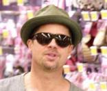 Brad Pitt et Angelina Jolie chez Toys' R Us