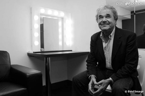 Pierre Perret à enregistrement de  Vendredi sur un plateau , l'émission de Cyril Viguier, le 13 octobre 2011.