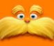 Zac Efron perd la boule face à la moustache de Danny DeVito