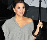 Eva Longoria a fait la tournée des plateaux de télé à new York. Le 27 octobre 2011
