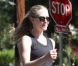 Amanda Seyfried : son fidèle chien, son coach sportif  et un footing dans les rues de Hollywood le 28 octobre 2011, voilà la recette de sa joie de vivre !  