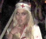 Lindsay Lohan fête Halloween au Forever Cemetary, à Los Angeles, le 31 octobre 2011.