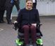 La princesse Victoria et le prince Daniel de Suède en visite dans le comté de Västernorrland le 7 novembre 2011. La visite de l'entreprise Permobil, leader mondial de la production de biens à destination des personnes handicapées, a donné lieu à des scènes cocasses.