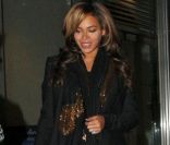 Beyoncé à la sortie de son hôtel à New York le 8 novembre 2011