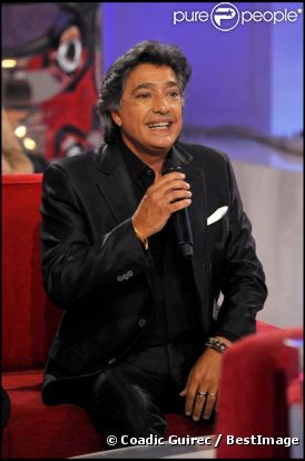 Frédéric François le 27 avril 2011 sur le plateau de l'émission Vivement Dimanche