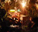 David LaChapelle en mode roi de la jungle pour le calendrier Lavazza 2012